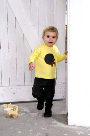 gele tshirt met lange mouwen